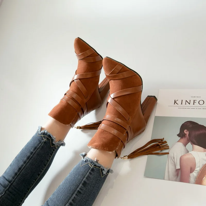 Прочные ботинки Женские осенние ботильоны с квадратным каблуком Повседневные