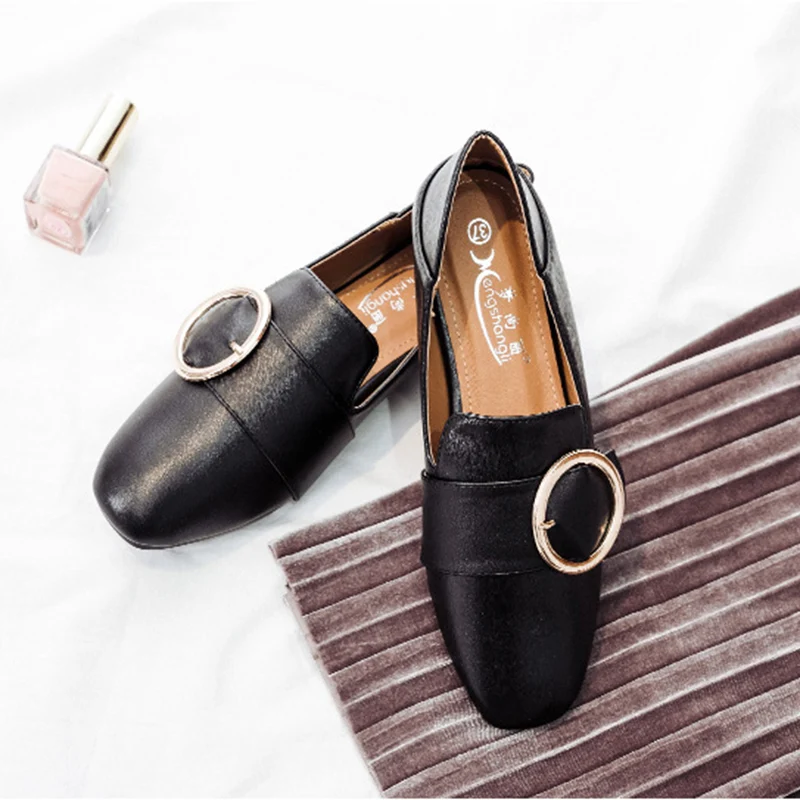 Со сменными круглыми пряжками металлические туфли оксфорды на плоской подошве в