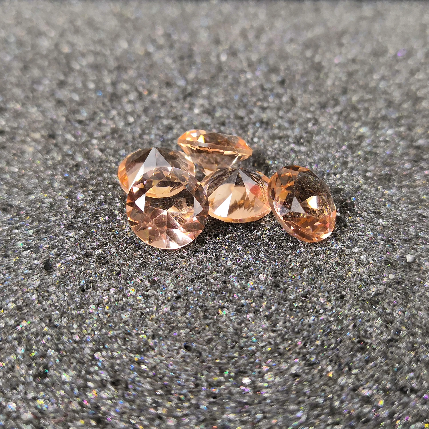 Высококачественные драгоценные камни стакан цвета шампанского круглая форма