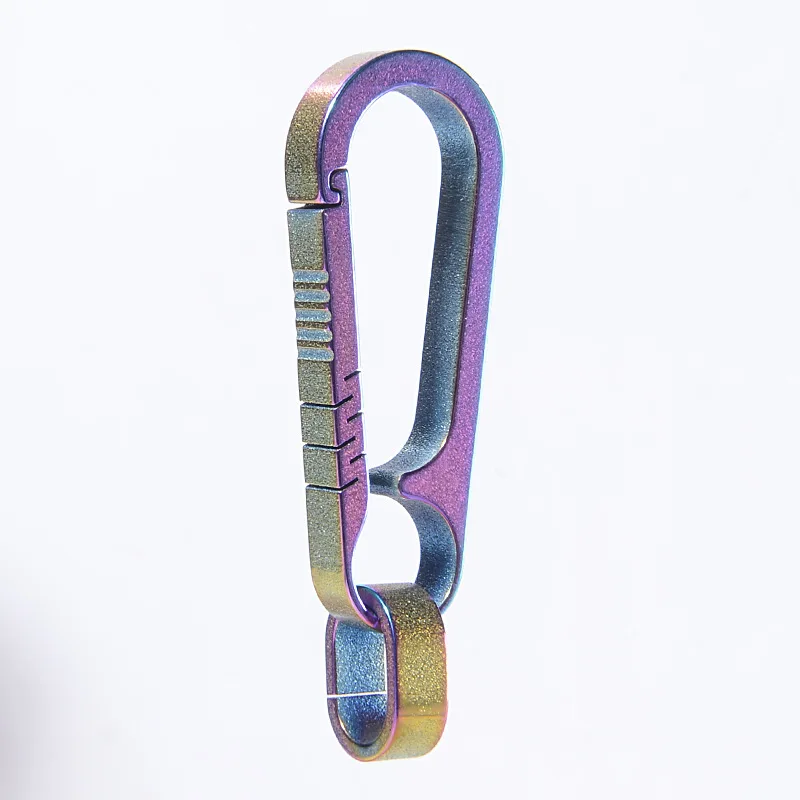 

Real Titanium Luxury Key Chain Men Women Keychains Ultra Lightweight Jewelry Key Ring Holder Buckle Fathers Day Best Gifts 2021