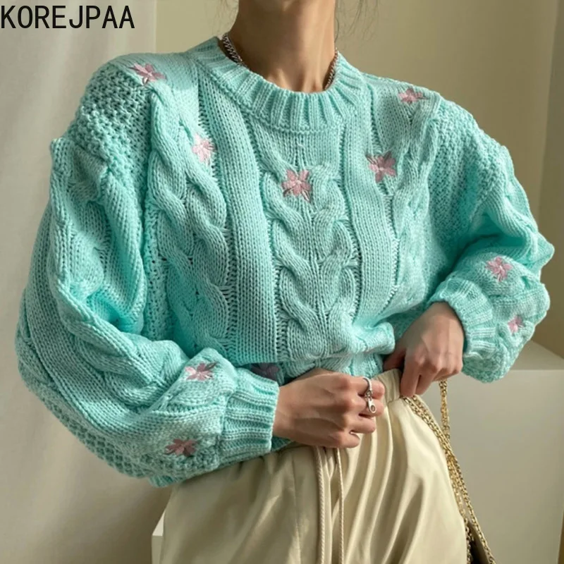 

Женский пуловер с вышивкой, круглым вырезом и рукавами-фонариками