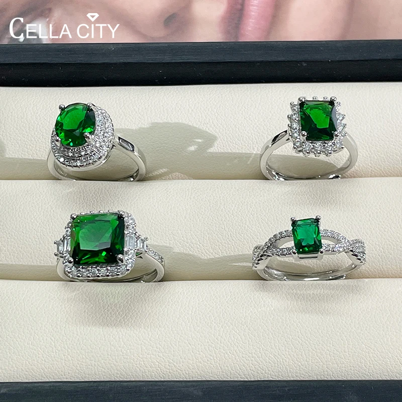 

Кольцо женское из серебра 925 пробы, с изумрудом