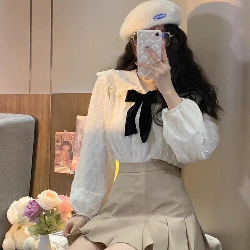 Белая рубашка с детским воротником женская длинным рукавом на весну и осень