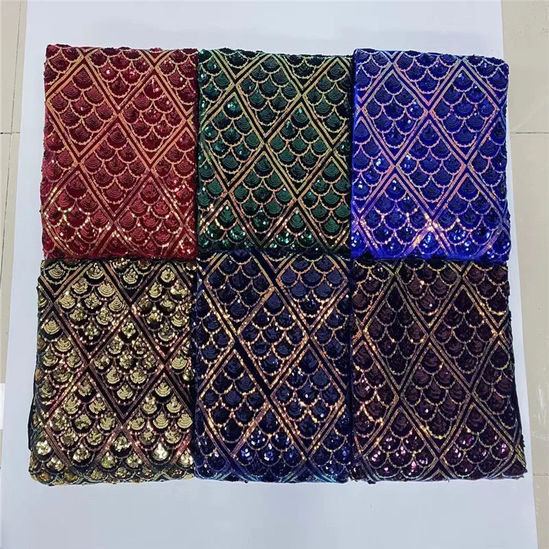 

2021 red/gold High Quality African French Velvet With Sequins Lace Embroidery Nigeria Velvet Lace Fabric For Christmas Party