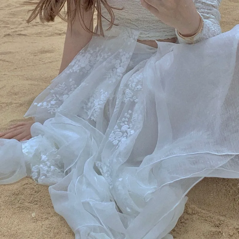 

Skirts Suits Solid Shoulder Strap Crop Top + Irregular Super Fairy Temperament Can Be Sweet And Salty Skirt Two Piece Sets 2021