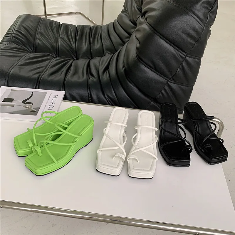 

2021 Summer New Women's Slope Heel Slippers Square Head Thin Cross With Flip-Flops Waterproof Platform Roman High Heel Sandals