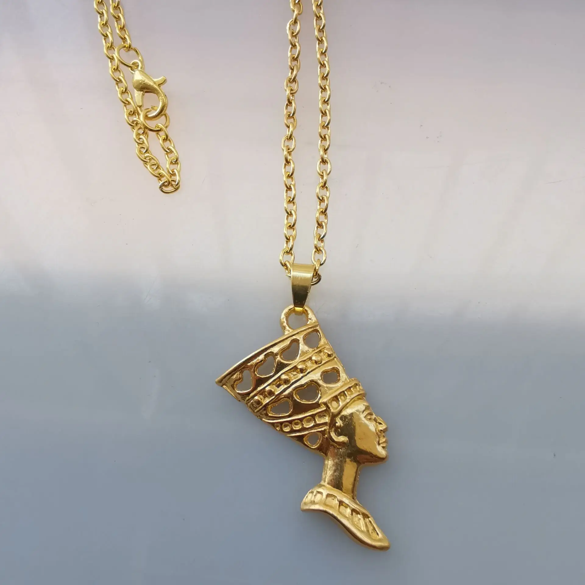 

1Pcs/lot Egyptian Egypt Ancient Jewelry Nefertiti 24K Gold Antique Alloy Vintage Pendant Necklace Statement Jewelry Women Ankh