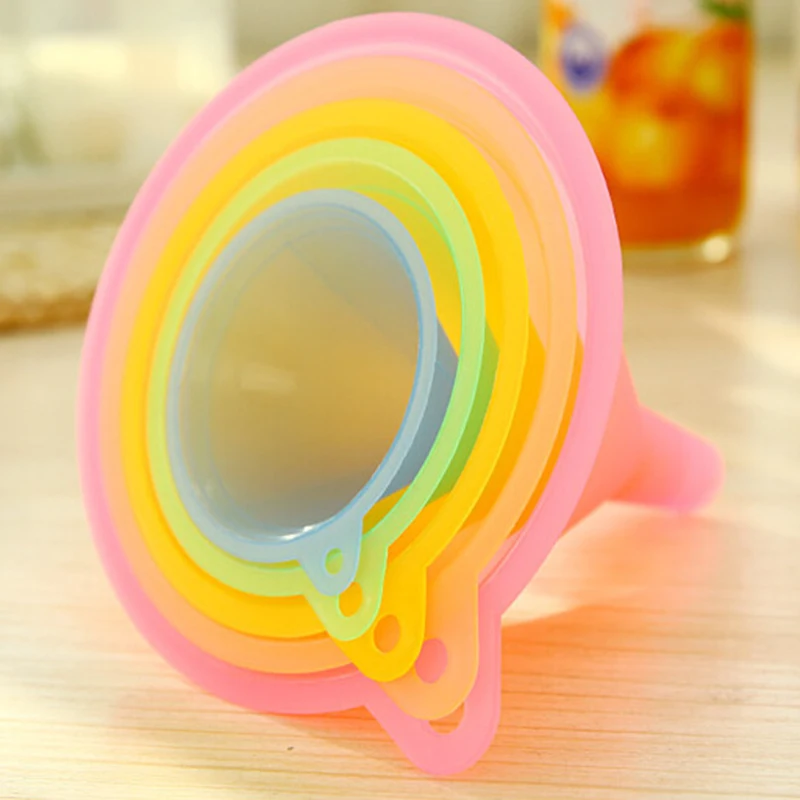 

5 PCS Small Medium Large Variety Liquid Colorful Plastic Funnel Oil Funnel Small Medium Liquid Kitchen Set Oil Large Variety Kit