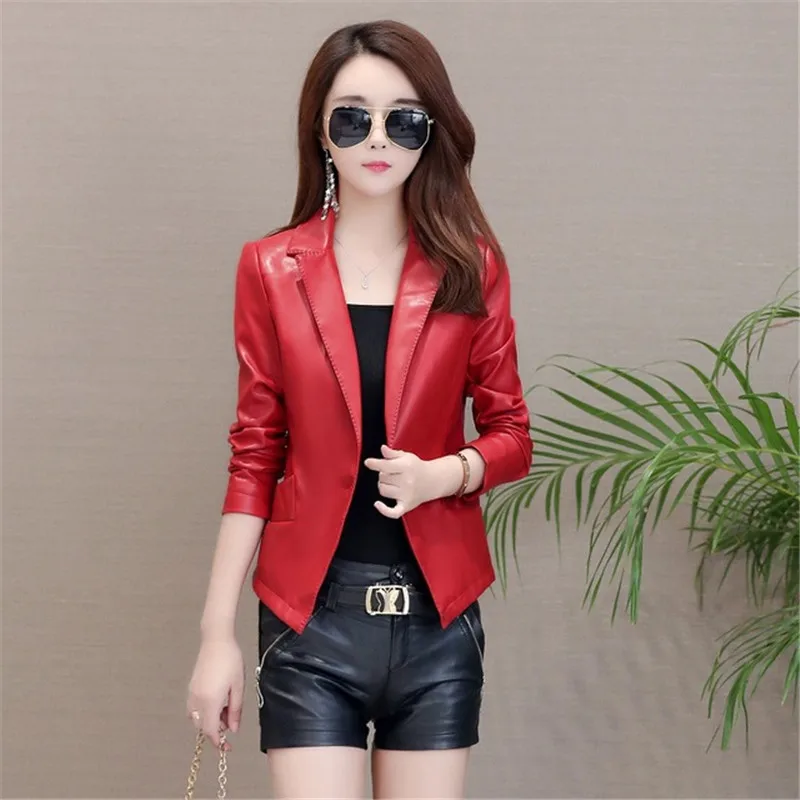 Куртка женская короткая из искусственной кожи черная куртка-бомбер в стиле панк