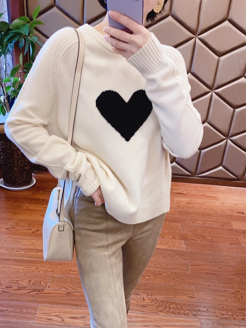 

Women Sweater Autumn/Winter New Cashmere Round Neck Sweater Knitted Sweater