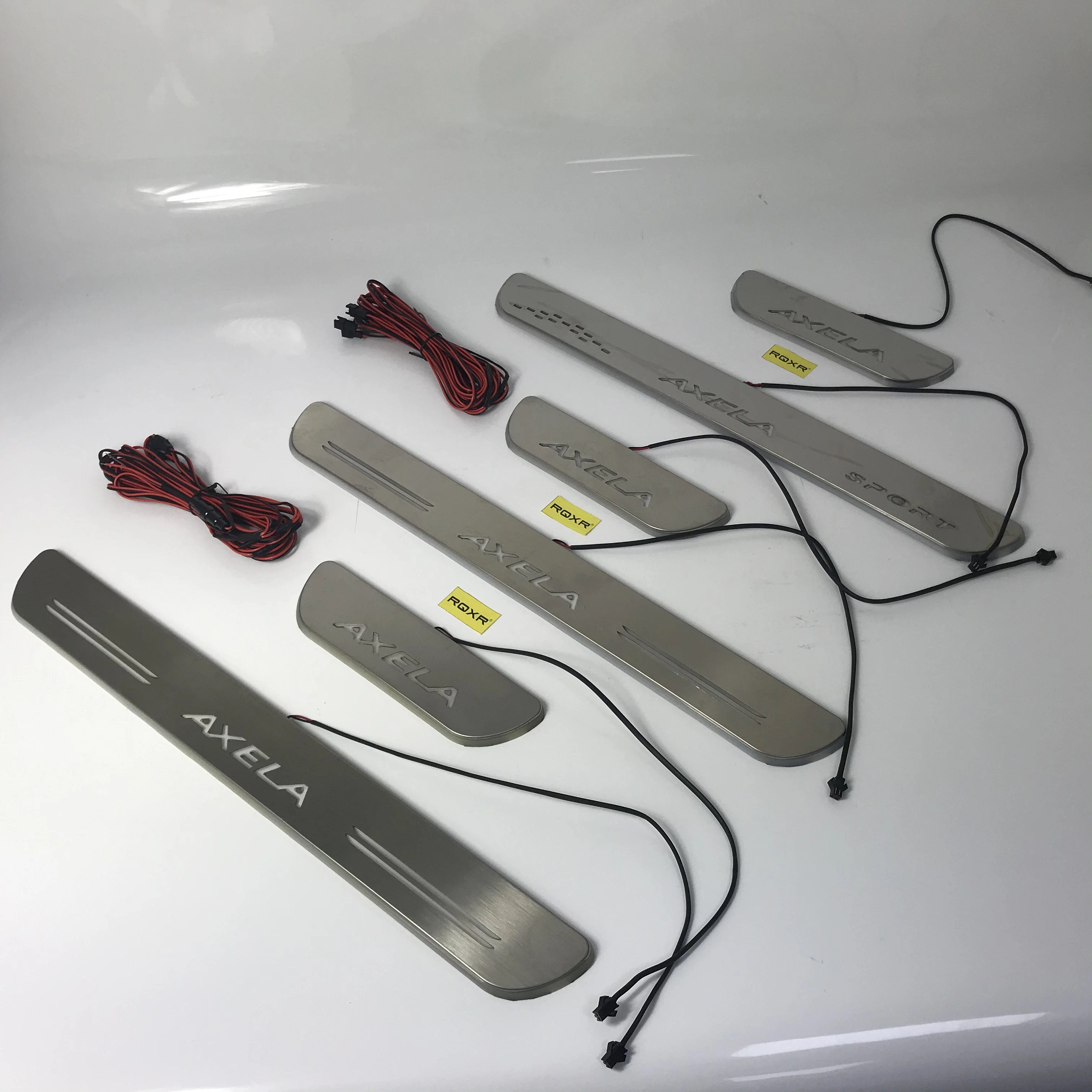 

RQXR led stainless steel overlay acrylic door scuff for toyota corolla altis moving door sill plate lining decorative light,4pcs