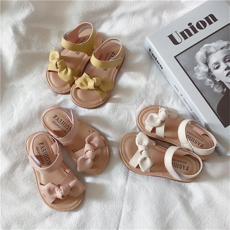 

2021 Baby Summer Sandals First Walkers Girls Soft Leather Dress Shoes 1-6 Years Kids Baby Toddler Beach Shoes Sandals Size 21-30