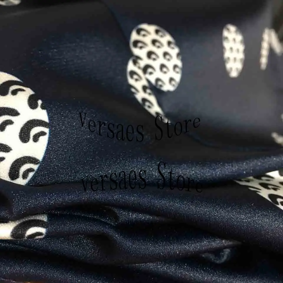 

2021 luxury brand wave point printing fashion women's temperament Lapel age reducing belt slim big swing sleeveless vest dress