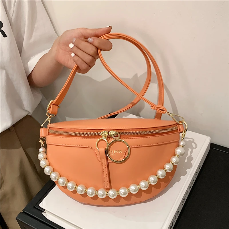 

Роскошная поясная сумка для женщин, нагрудная сумочка на цепочке с жемчугом, кожаный женский кошелек для телефона, многофункциональная диз...