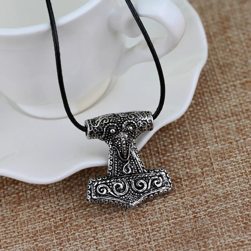 Высококачественное ожерелье в стиле панк с изображением Тора из оригинальной