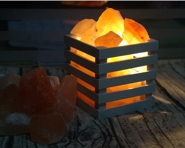 

Himalaya S-class crystal salt lamp European style wooden frame salt lamp