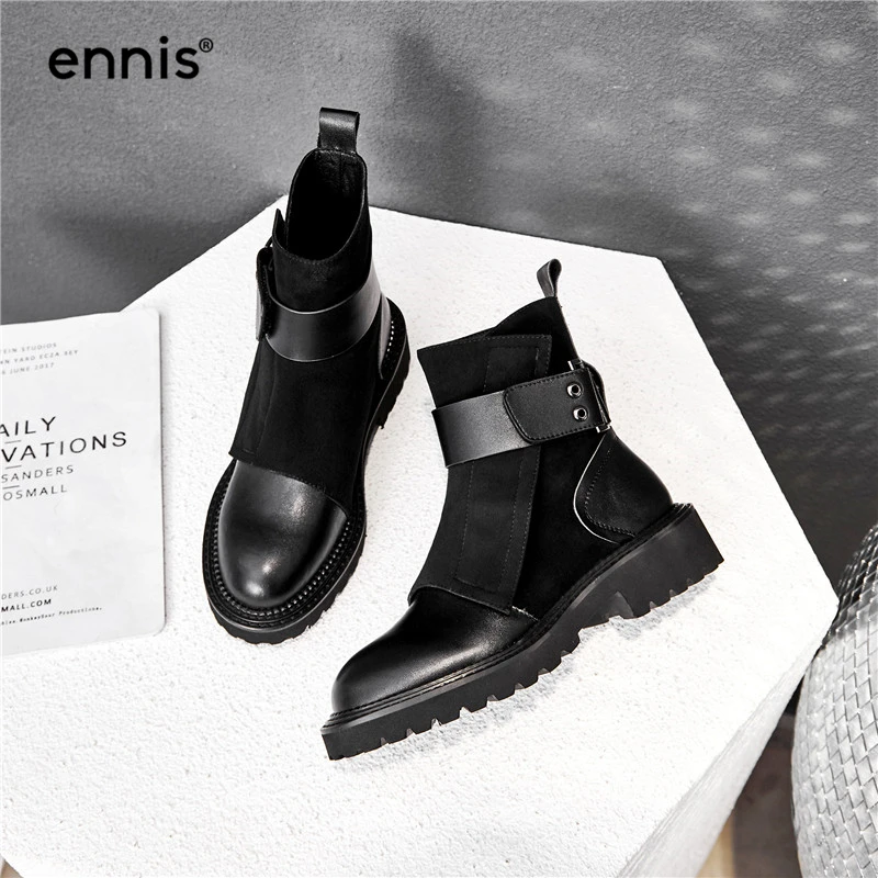 Black Plush Inside ENNIS/Новинка года; женские ботинки черного цвета; женские ботинки из натуральной кожи на платформе; ботинки из замши с пряжкой; дизайнерская обувь; сезон осень-зима; A8182 - Цвет: Black Plush Inside