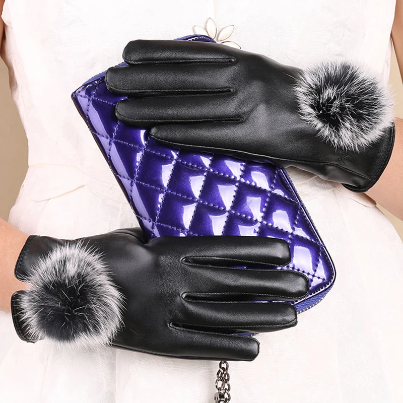 

Winter ladies gloves rabbit fur ball PU leather gloves driving warm and velvet riding wind and cold touch screen gloves