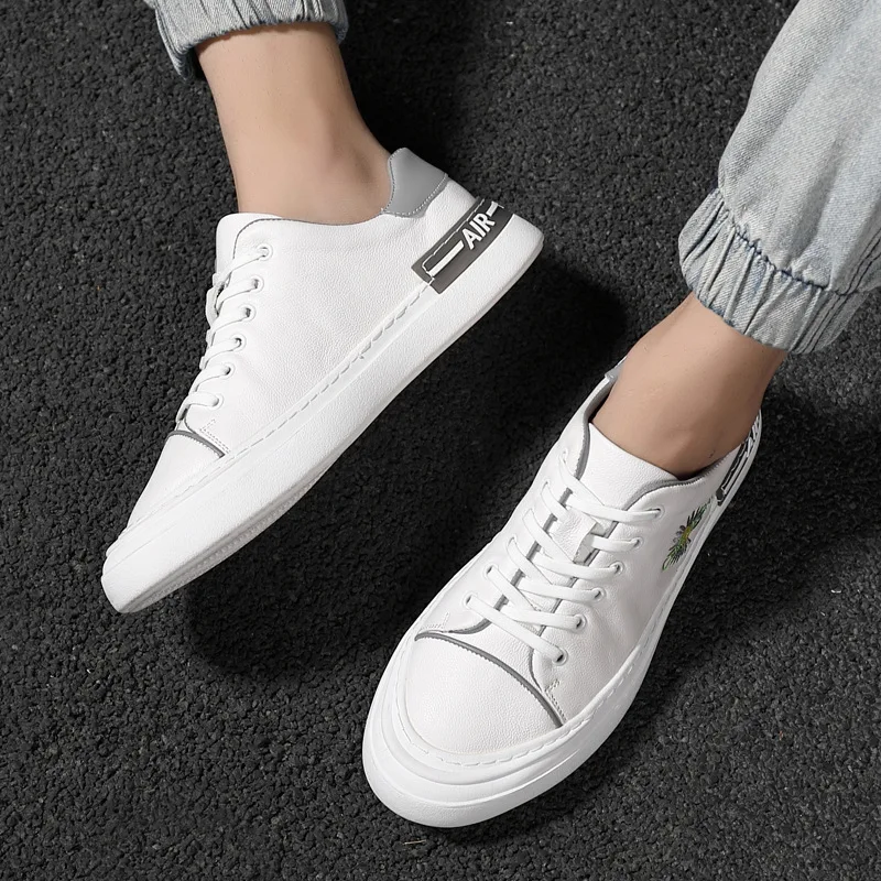 

Spring And Summer Shoes Men's 2022 New Leather White Shoes Casual Trend Young Daisy Casual Shoes Students