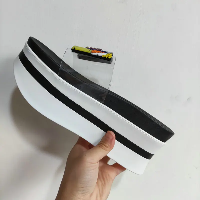 Сандалии Salu женские на танкетке выразительные босоножки с блестками со стразами