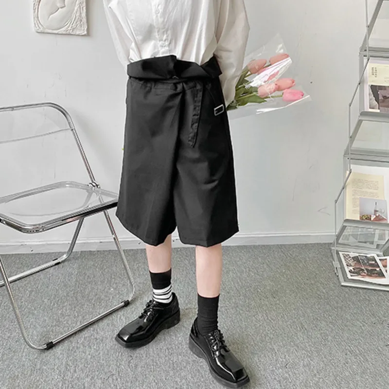 

IEFB 2021 New Niche Design Asymmetric Men's Niche Knee Length Pants For Men Summer Loose High Waist Wide Leg Shorts 9Y6755