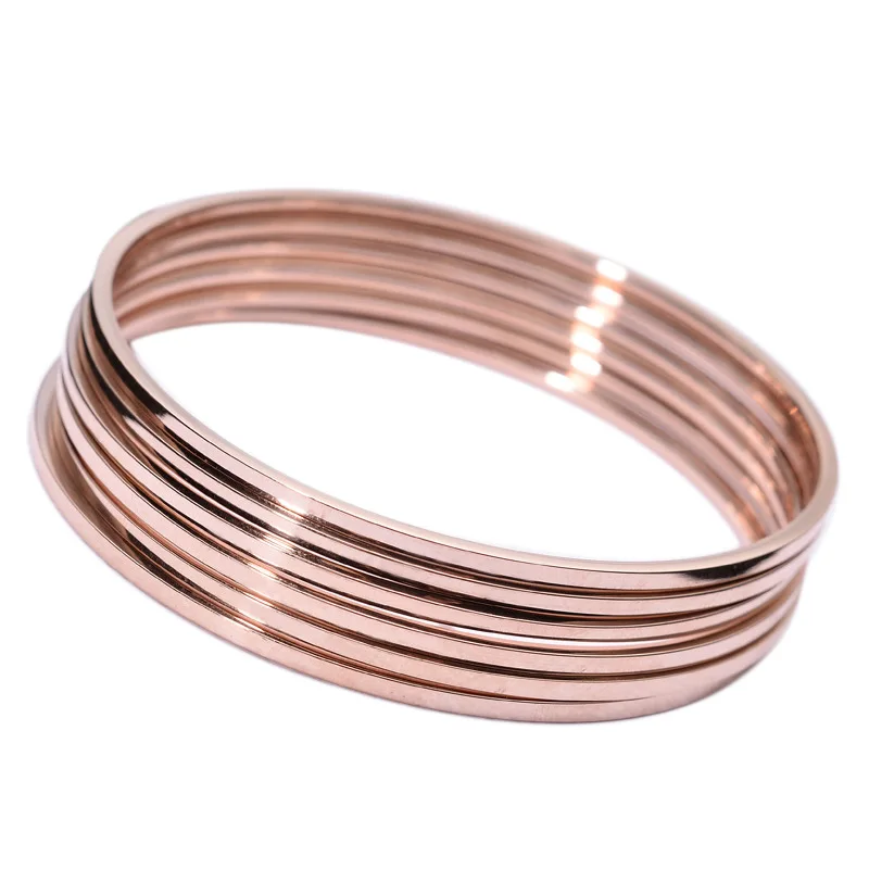 Простой браслет женский тонкий круглые в полоску можно комбинировать