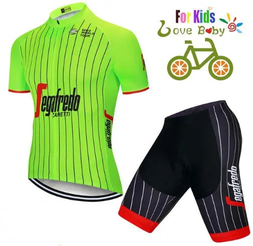 2018 трекинг черный красный Летний дышащий и быстросохнущий Детский комплект для