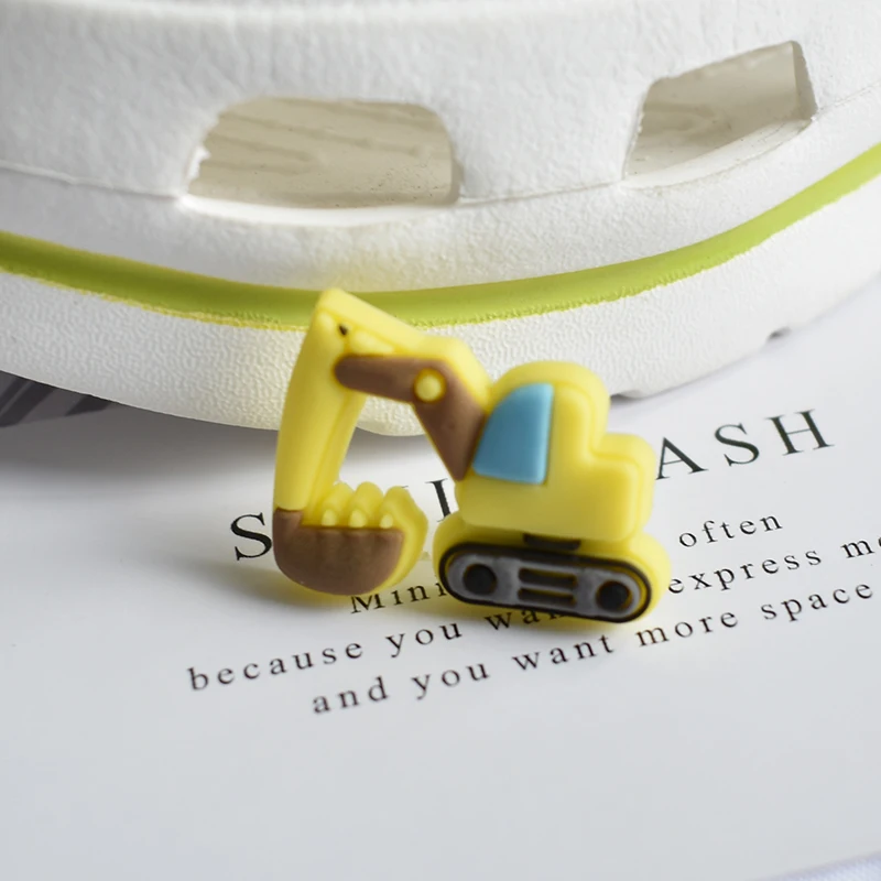 

Cave shoes decoration buckle cute cartoon transportation shoes buckle hole shoes DIY accessories garden shoe buckle