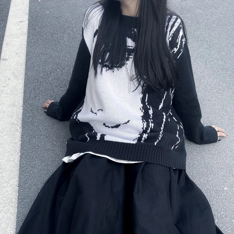 Свитер женский осенний вязаный с круглым вырезом и длинным рукавом рисунком