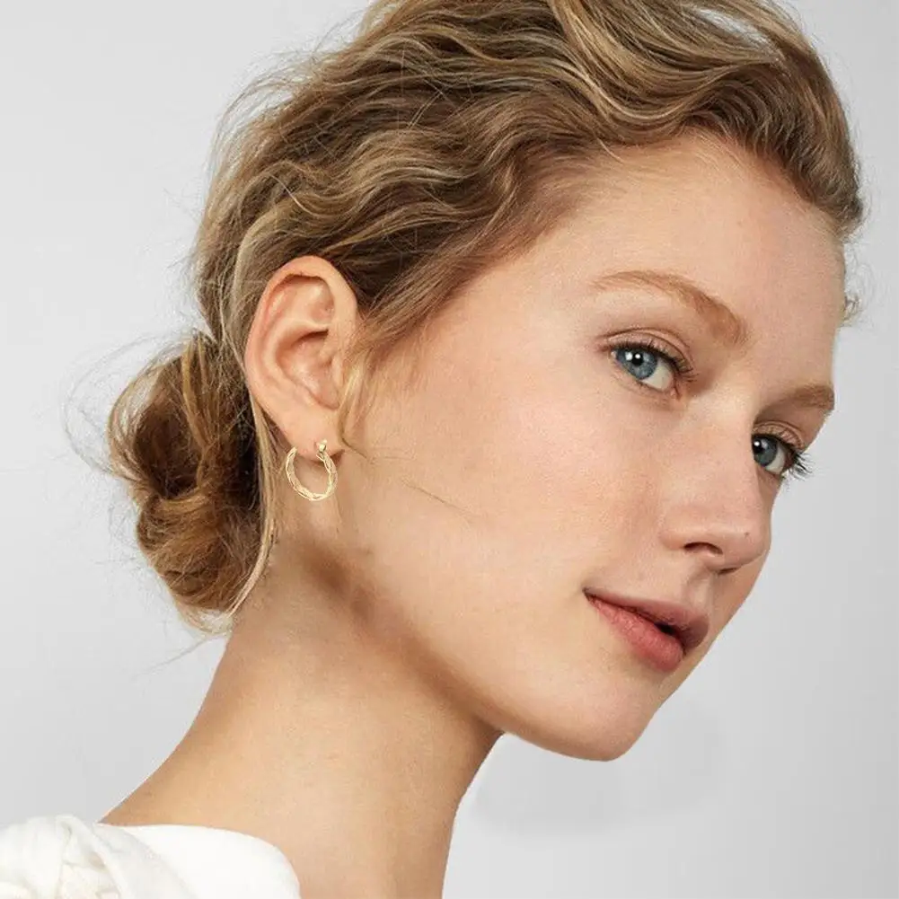 

Fashion Distortion Interweave Twist Metal Circle Geometric Hoop Retro Jewelry Earrings Party Accessories For Women Round K5O3