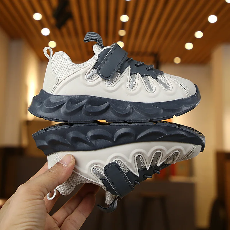 Кроссовки Детские на шнуровке дышащие сетчатые для детей обувь