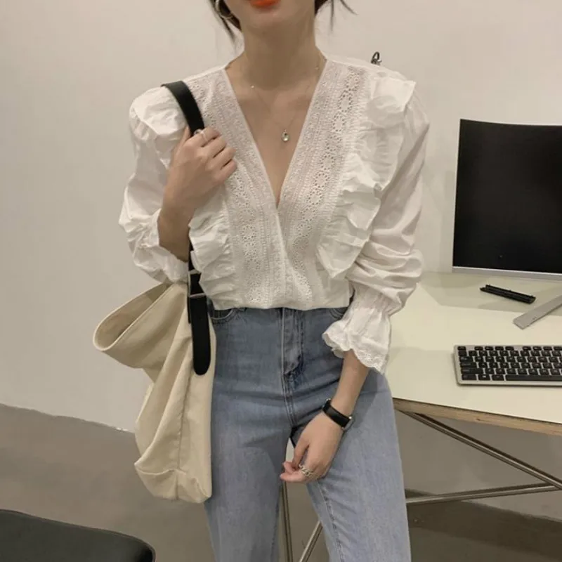 

Blouses Women Ruffles V-neck Sweet Cozy Spring Popular Casual Solid Students Flare Sleeve All-match New Arrival High Street Chic