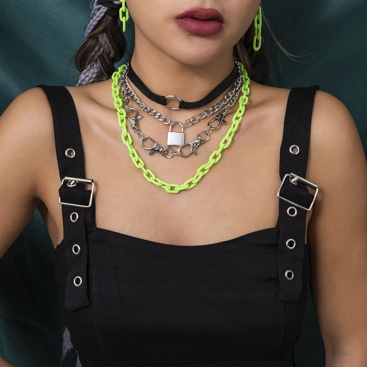 

Gothic Accessories Geometric Lock Keychain Pendant Necklace For Women Men Acrylic PU Multi Layer Chain Choker Necklace Jewelry