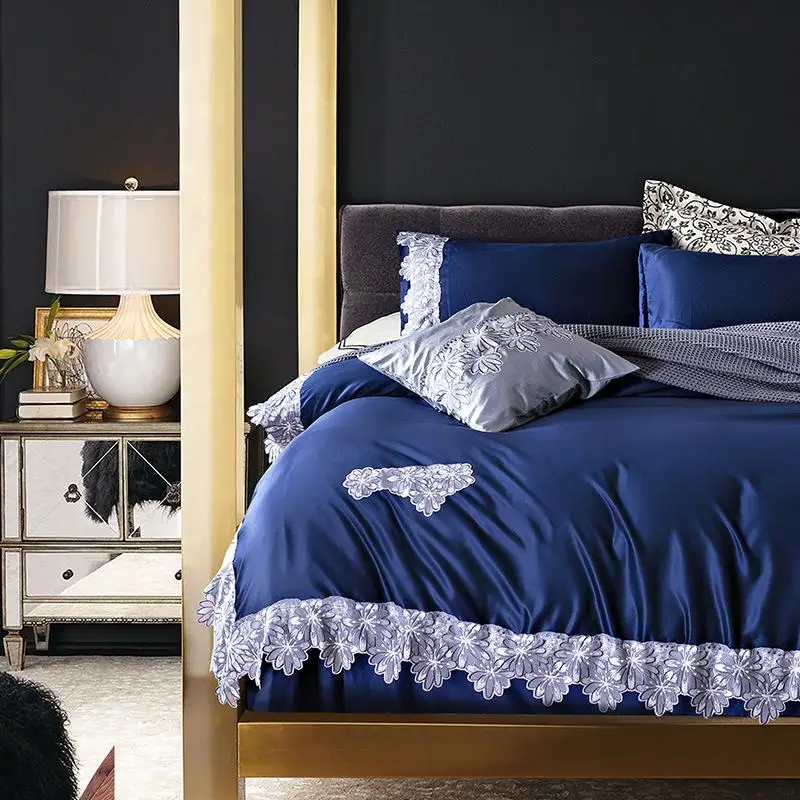 Комплект постельного белья Королевский размер серебристо синий роскошный