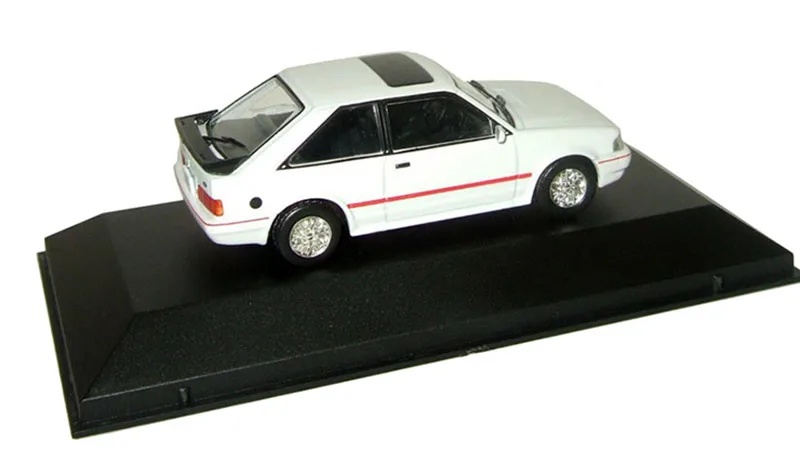 1/43 FORD ESCORT XR3 1990 Brasil модель Классическая коллекция игрушек автомобиль