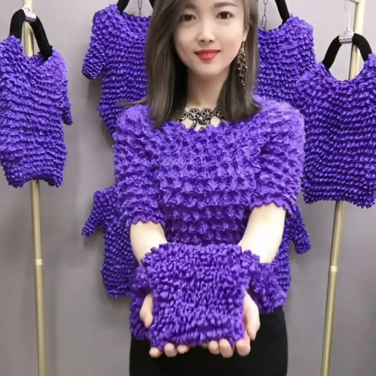 Рубашка с изображением ананаса рубашка пузырями Топ 2021 новая плиссированная