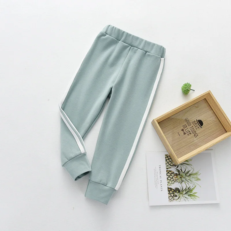 Модные спортивные штаны для мальчиков и девочек яркие леггинсы белые весенние в