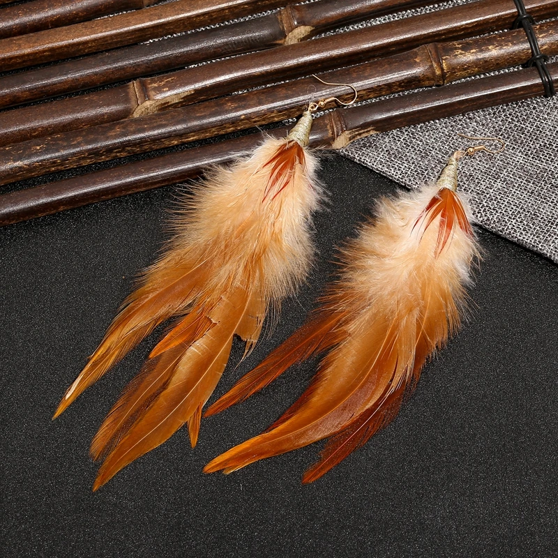 Серьги Feather0, серьги в стиле бохо, серьги-подвески, женские модные серьги, коричневые длинные серьги с перьями, ювелирные изделия с ручной обм...