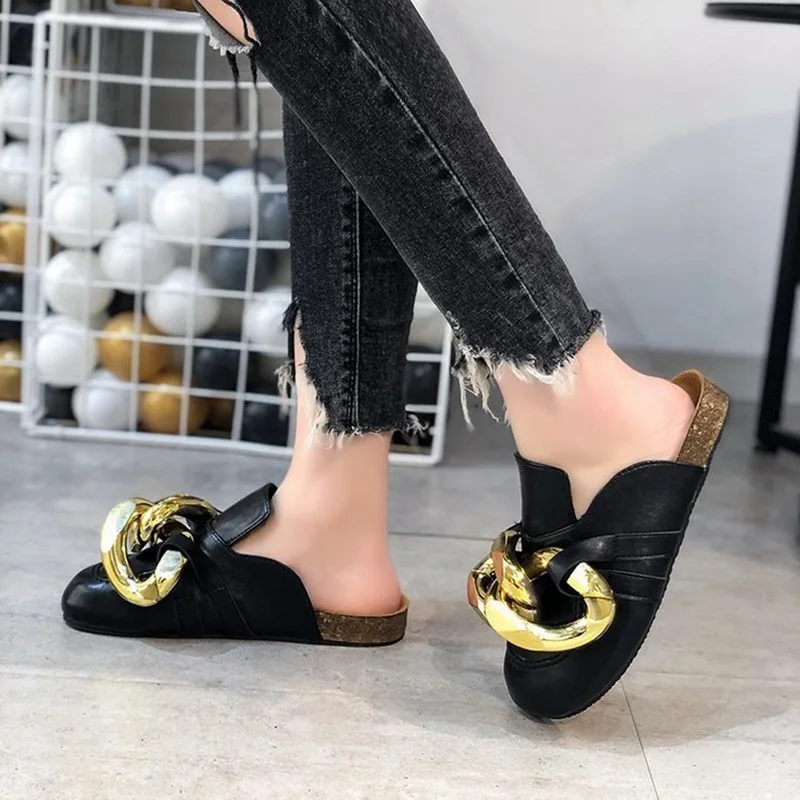 

Summer Women Slipper Fashion Big Gold Chain Sandals 2021 Round Toe Slip On Mules Flat Shoes Heel Casual Slides Flip Flops