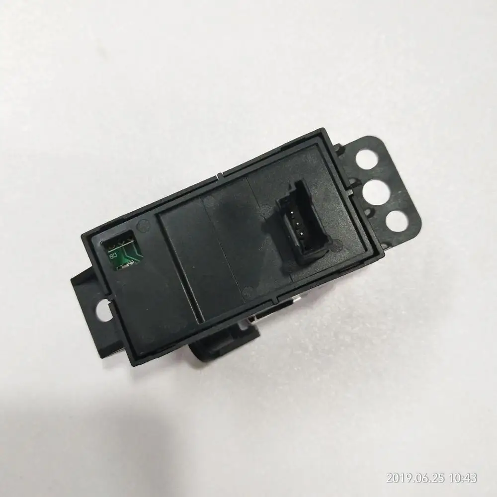 

Parking brake switch parking brake switch handbrake switch 61316819981 for BMW 5 series 7 series G12 740