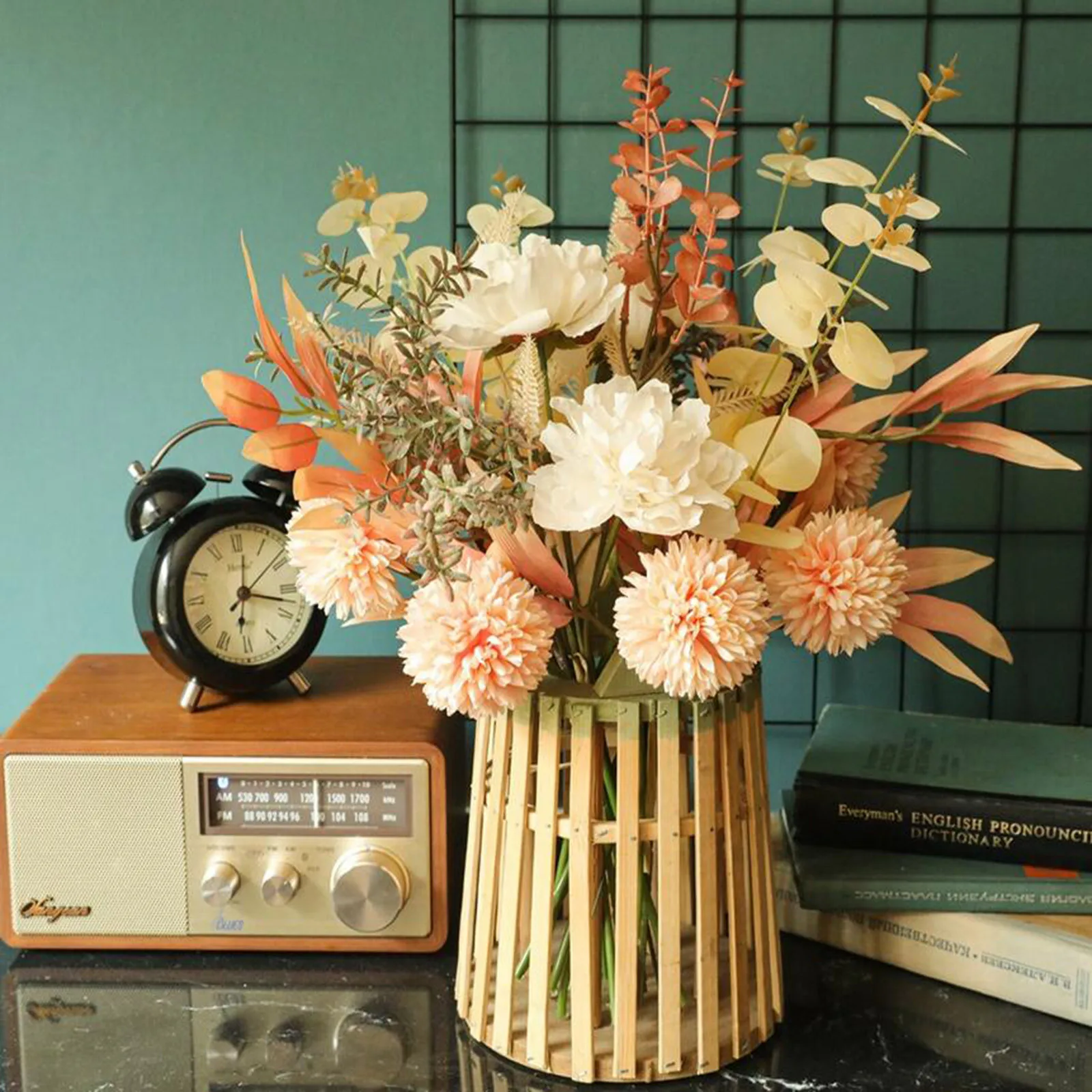 

Artificial Flowers Bouquet Tree Leaf Branch Green Plant Desktop Decoration Wedding Home Decor Mother's Day Gift