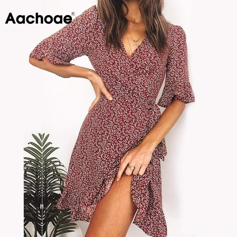 Платье мини женское ТРАПЕЦИЕВИДНОЕ с оборками V образным вырезом и цветочным