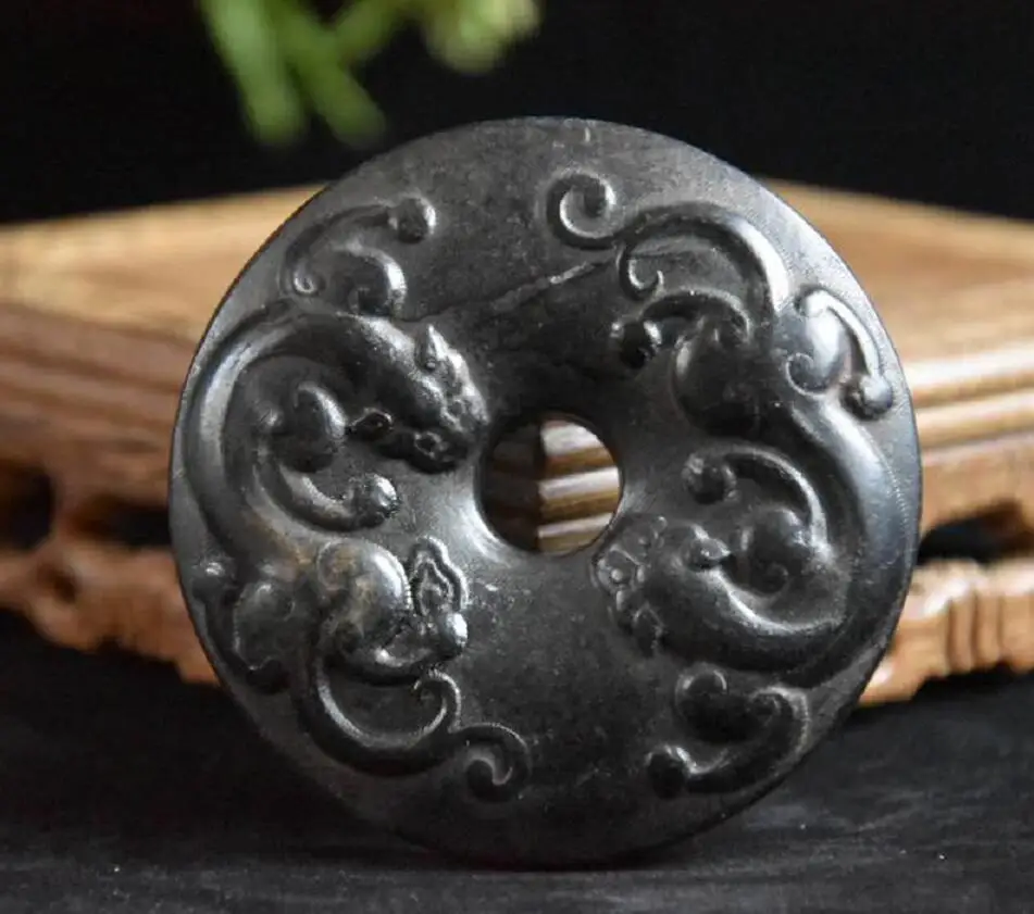 Хуншанская культура архаизовая черная железная метеоритная скульптура двойная