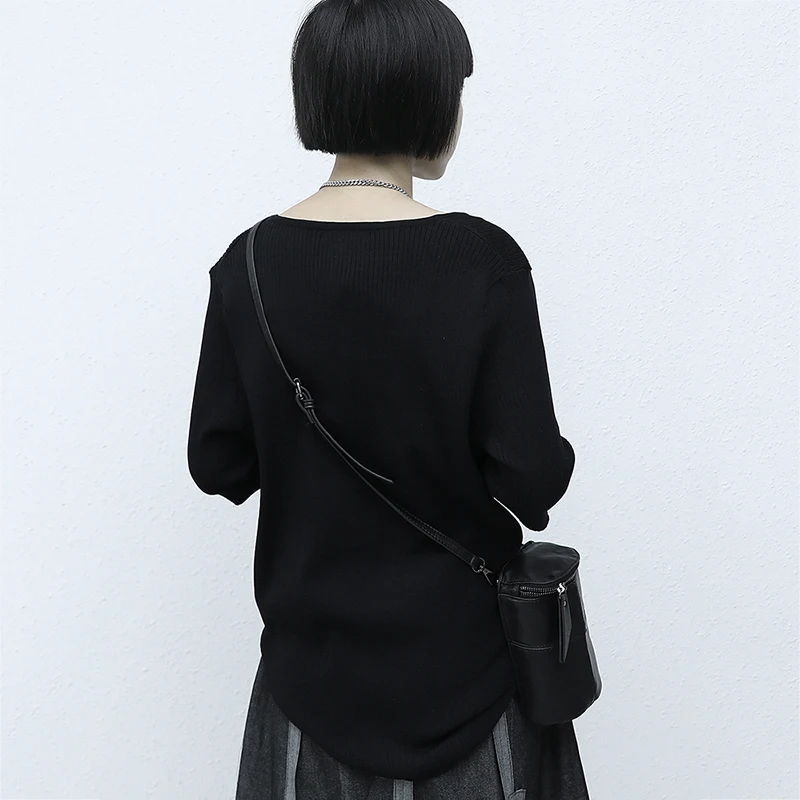 

[EAM] Women Black Spliced Knitting Big Size Casual T-shirt New Round Neck Half Sleeve Fashion Tide Spring Summer 2021 1DD7630