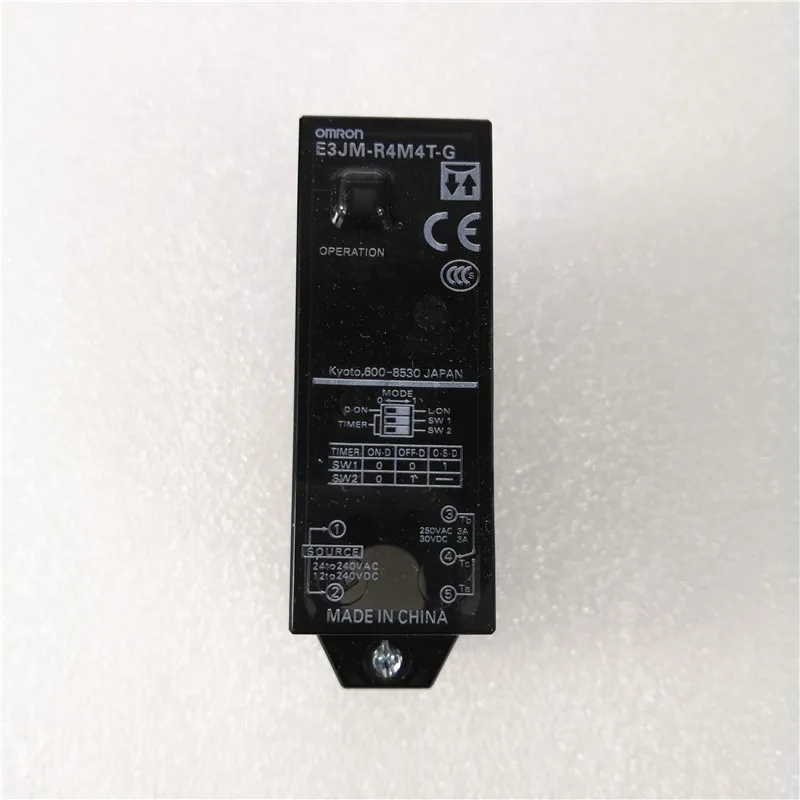 

OMRON E32-CC200 E32 Series Fiber Sensors
