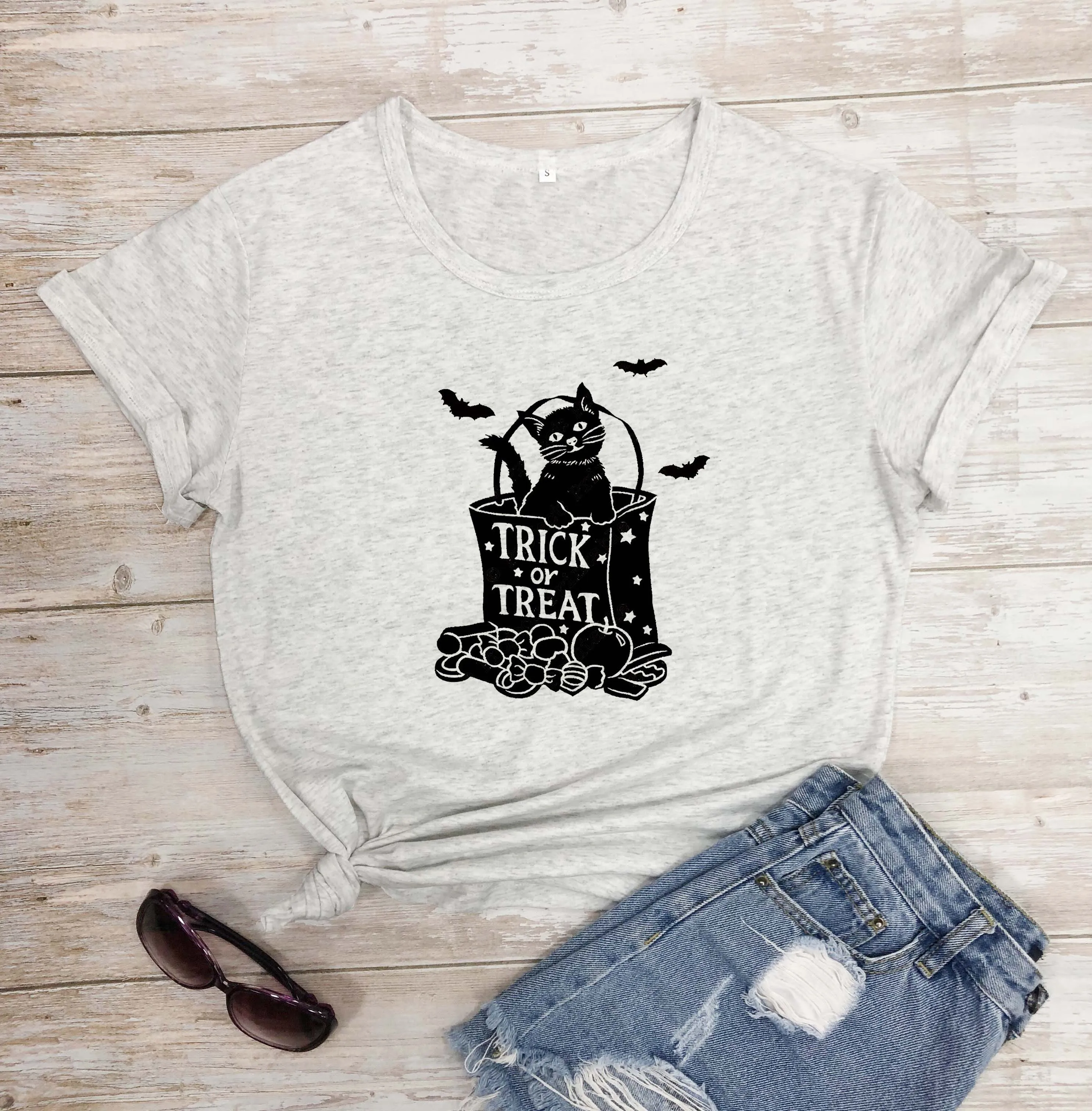 

Trick or Treat Cat t shirt women fashion pure cotton casual gothic young hipster vintage street vintage tees party tops O080