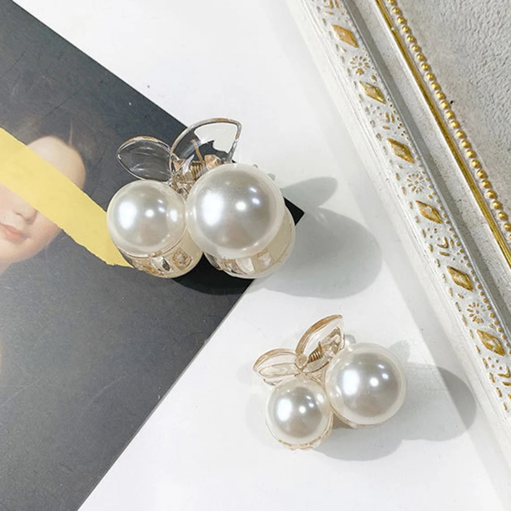 Fashion Girl Hair Claw Pearl Hairpin Crab Retro Clips Accessories for Women Four Different Sizes |