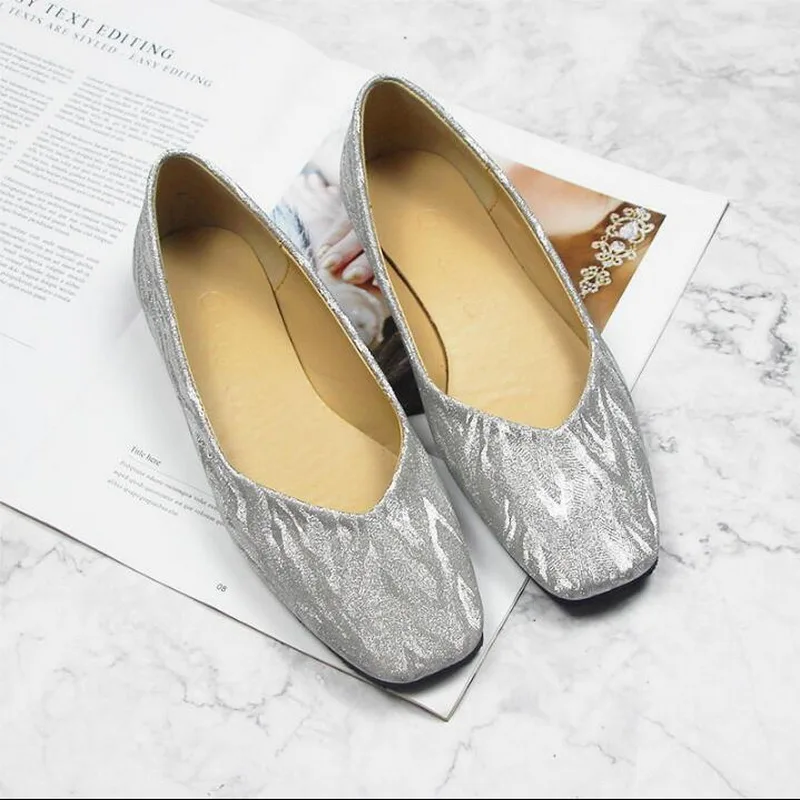 Женские босоножки на низком каблуке Нескользящие сандалии в Корейском стиле с