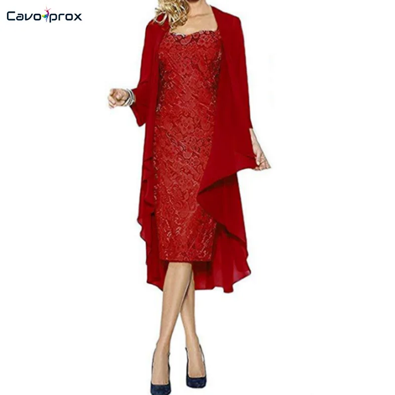 Женское платье футляр без рукавов с открытым передним топом и галстуком на спине