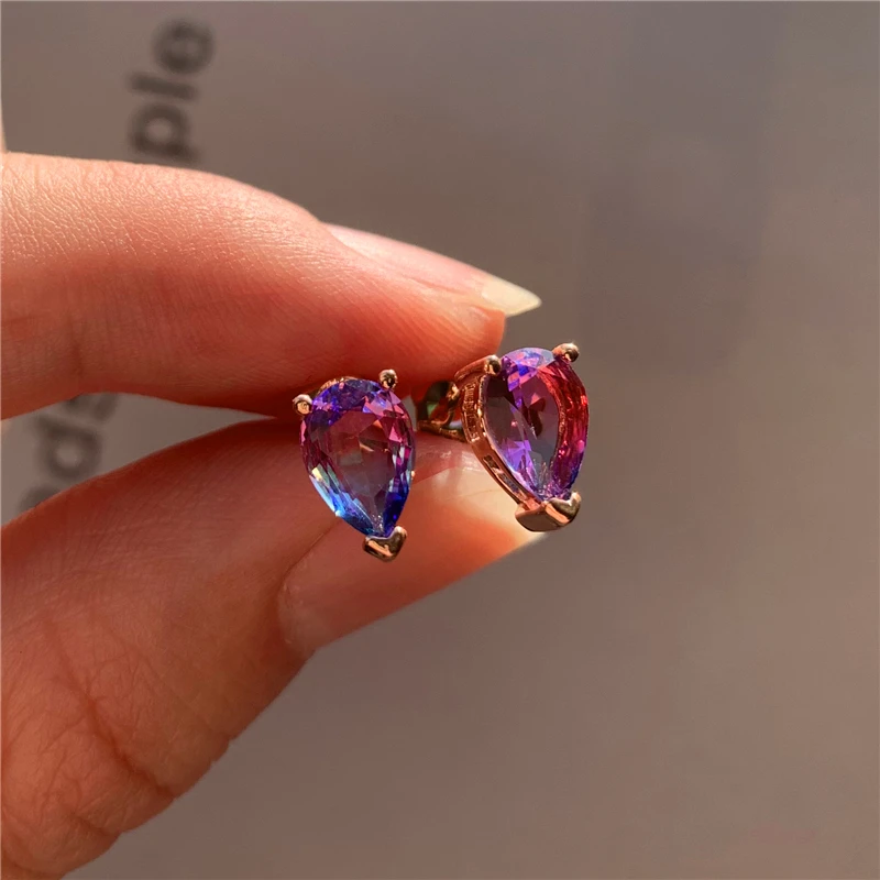 

Simple Female Crystal Small Stud Earrings Rose Gold Silver Color Wedding Earrings Dainty Rainbow Zircon Stone Earrings For Women